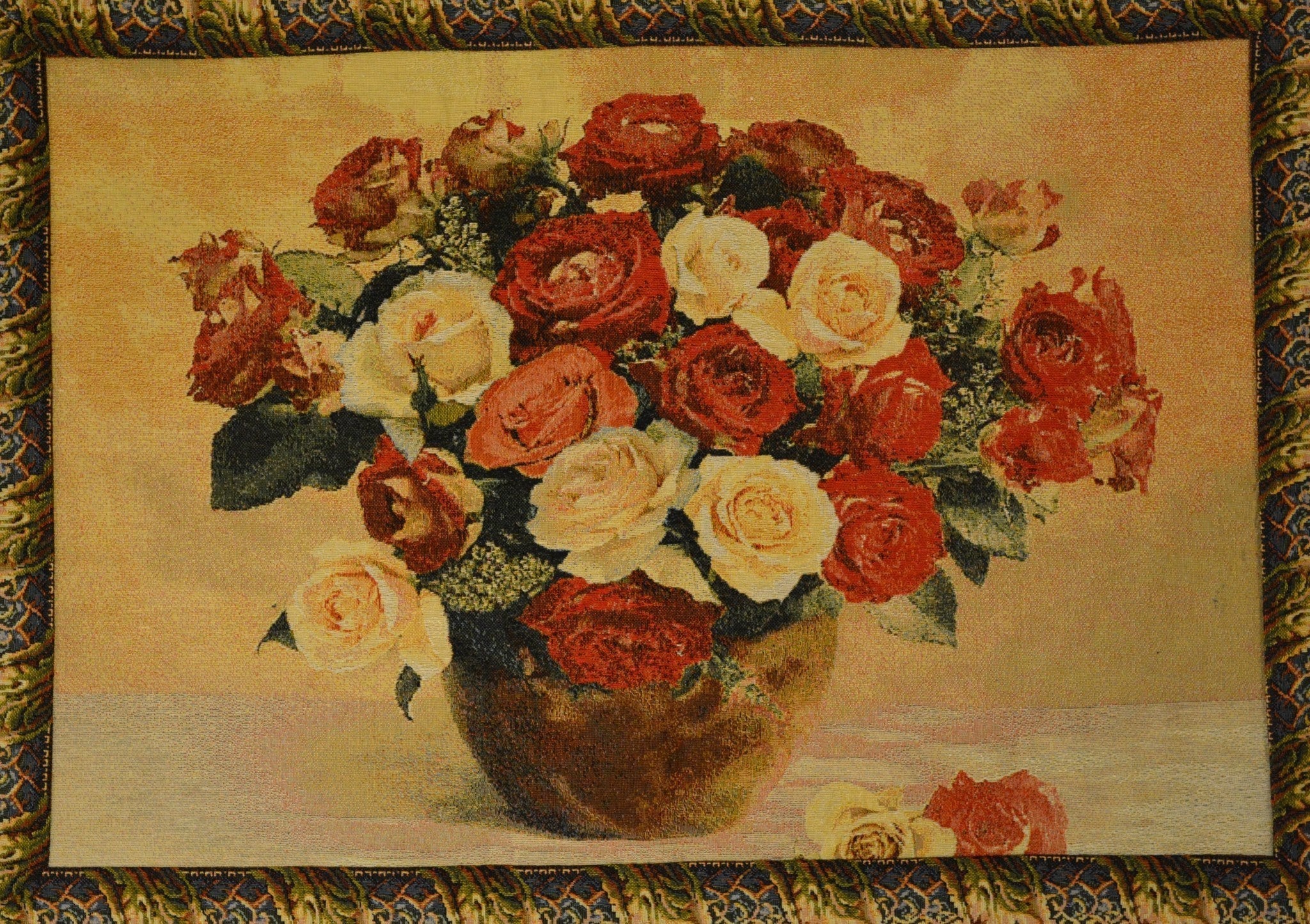 Tache Tapestry Red Rose Bouquet Valentine's Proposal Wall Hanging Art 27 x 20 (12442E)